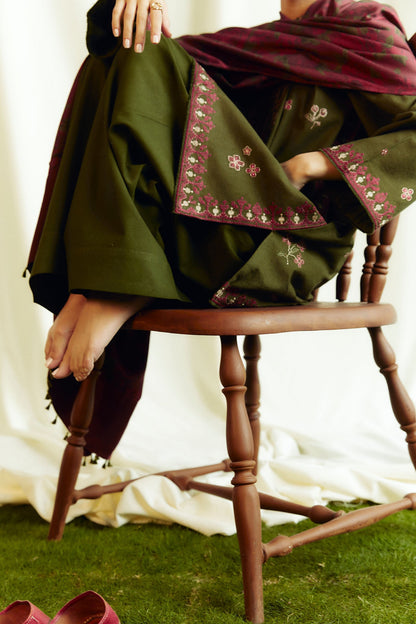 Zara Shahjahan | Coco Winter 24 | Amethyst-8B