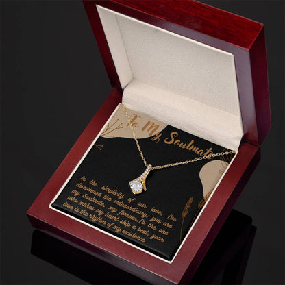 Alluring Beauty Necklace for Valentines , Birthdays and Weddings - Riwayat-e-khas