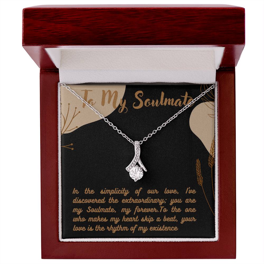 Alluring Beauty Necklace for Valentines , Birthdays and Weddings - Riwayat-e-khas