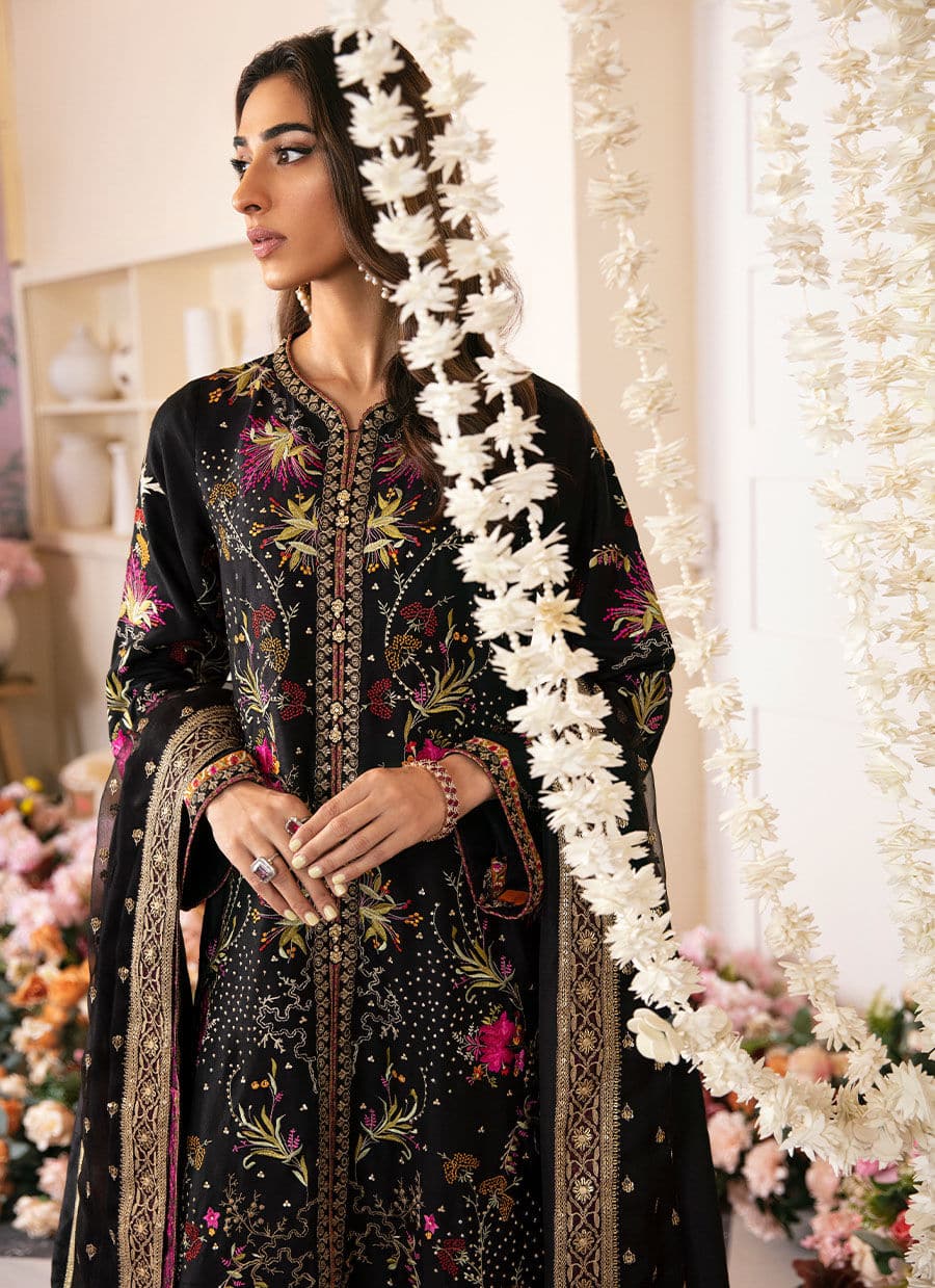 Farah Talib Aziz | Mayna Festive Luxe | Pinar