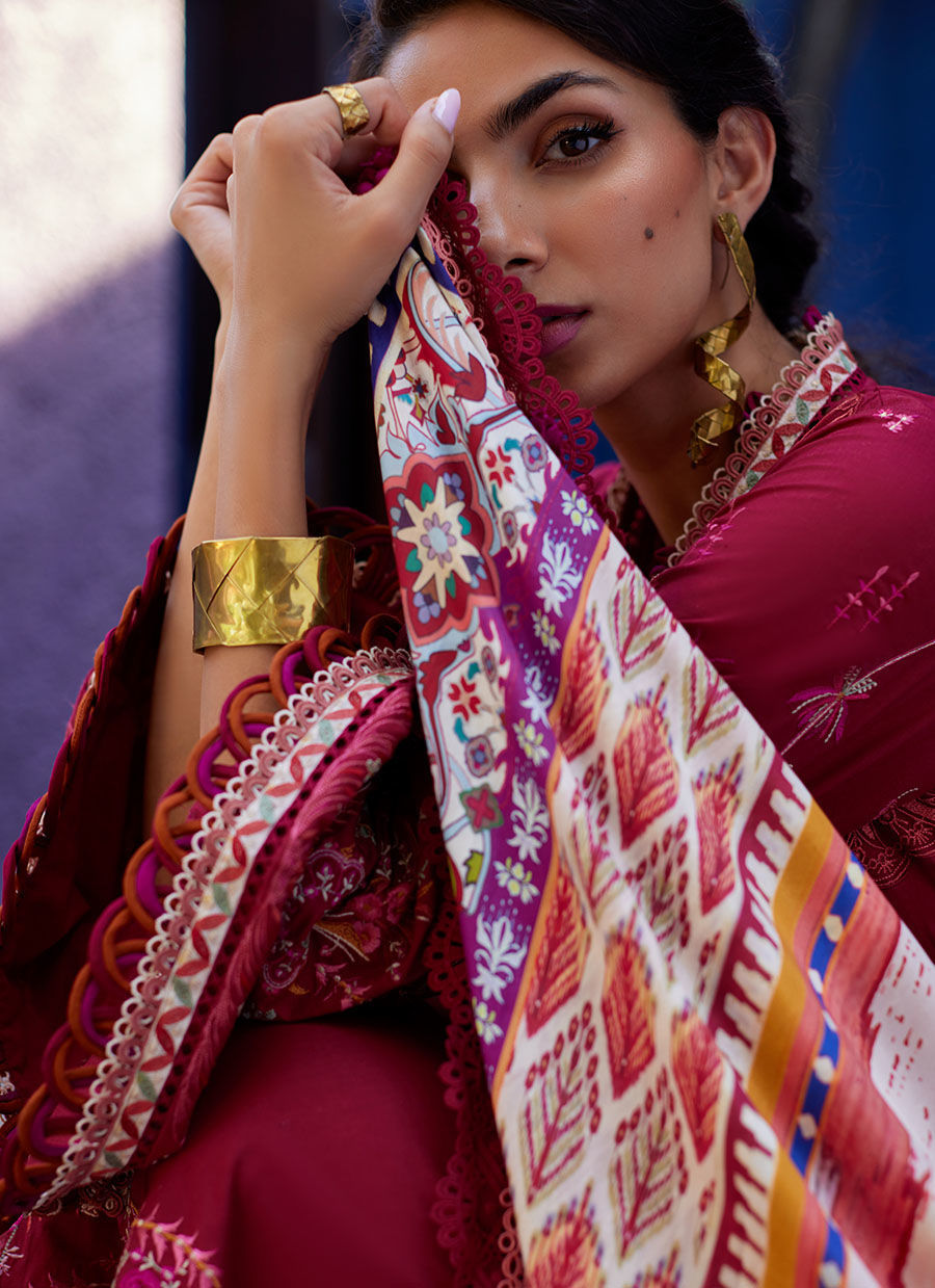 Farah Talib Aziz | Suay Lawn 24 | ENZO RED