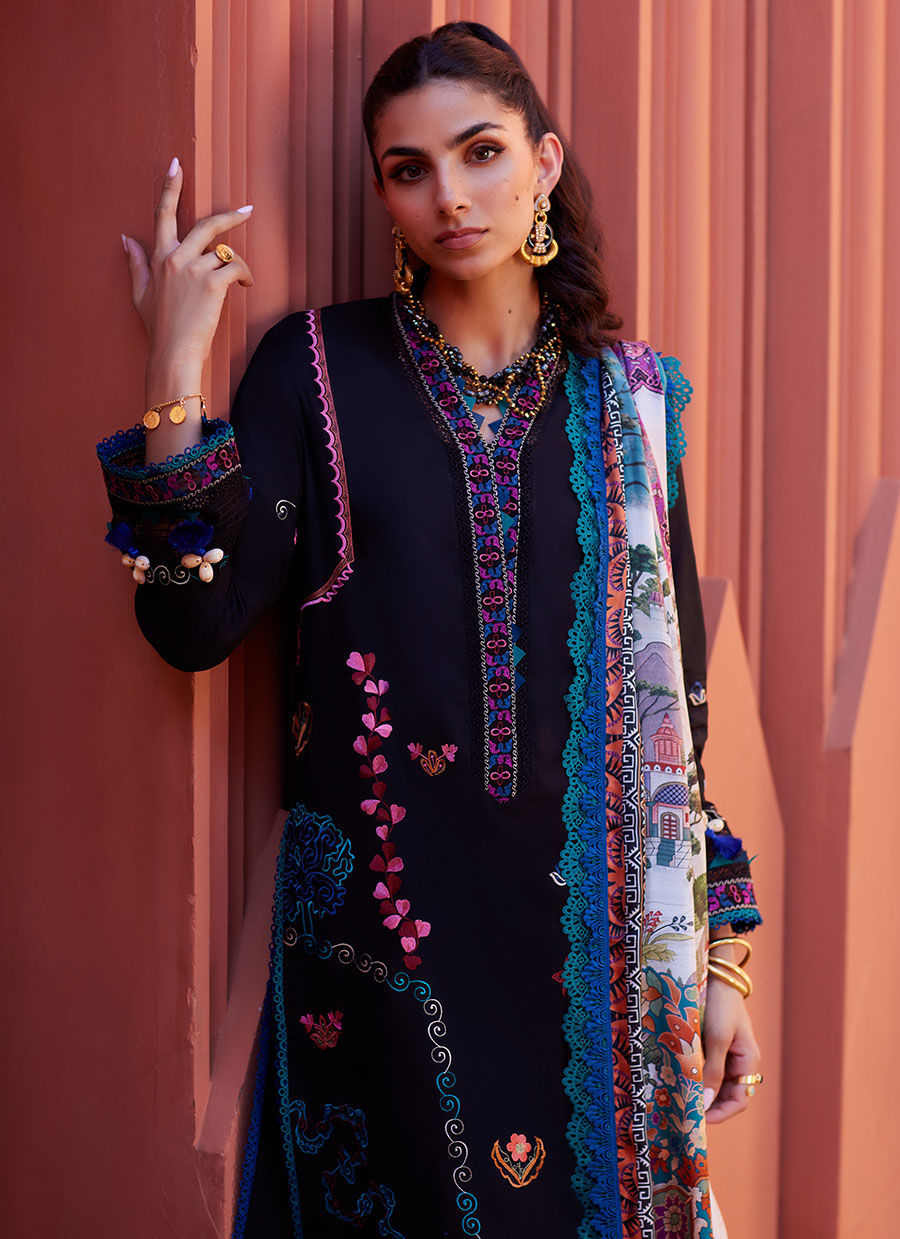 Farah Talib Aziz | Suay Lawn 24 | ILARIA BLACK