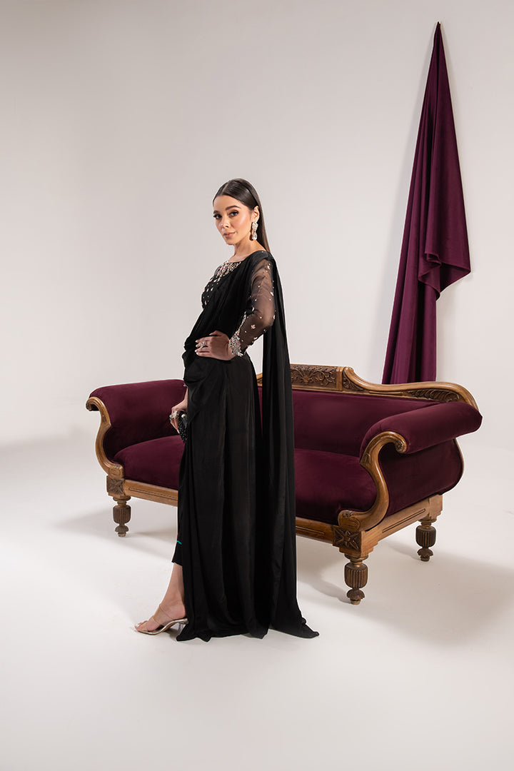 Maria Osama Khan | Tiffany Formals | Obsidian