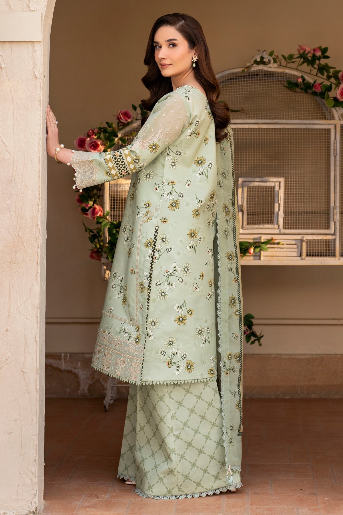 Alizeh | Levana Lawn | Mintel