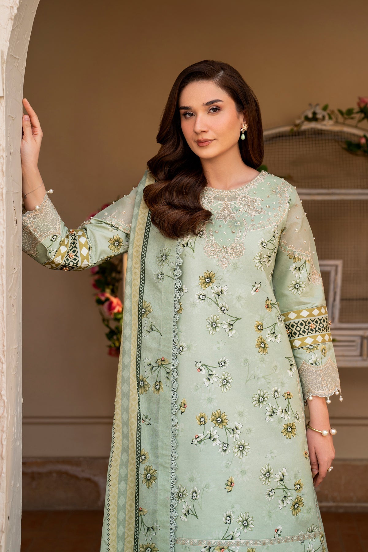 Alizeh | Levana Lawn | Mintel