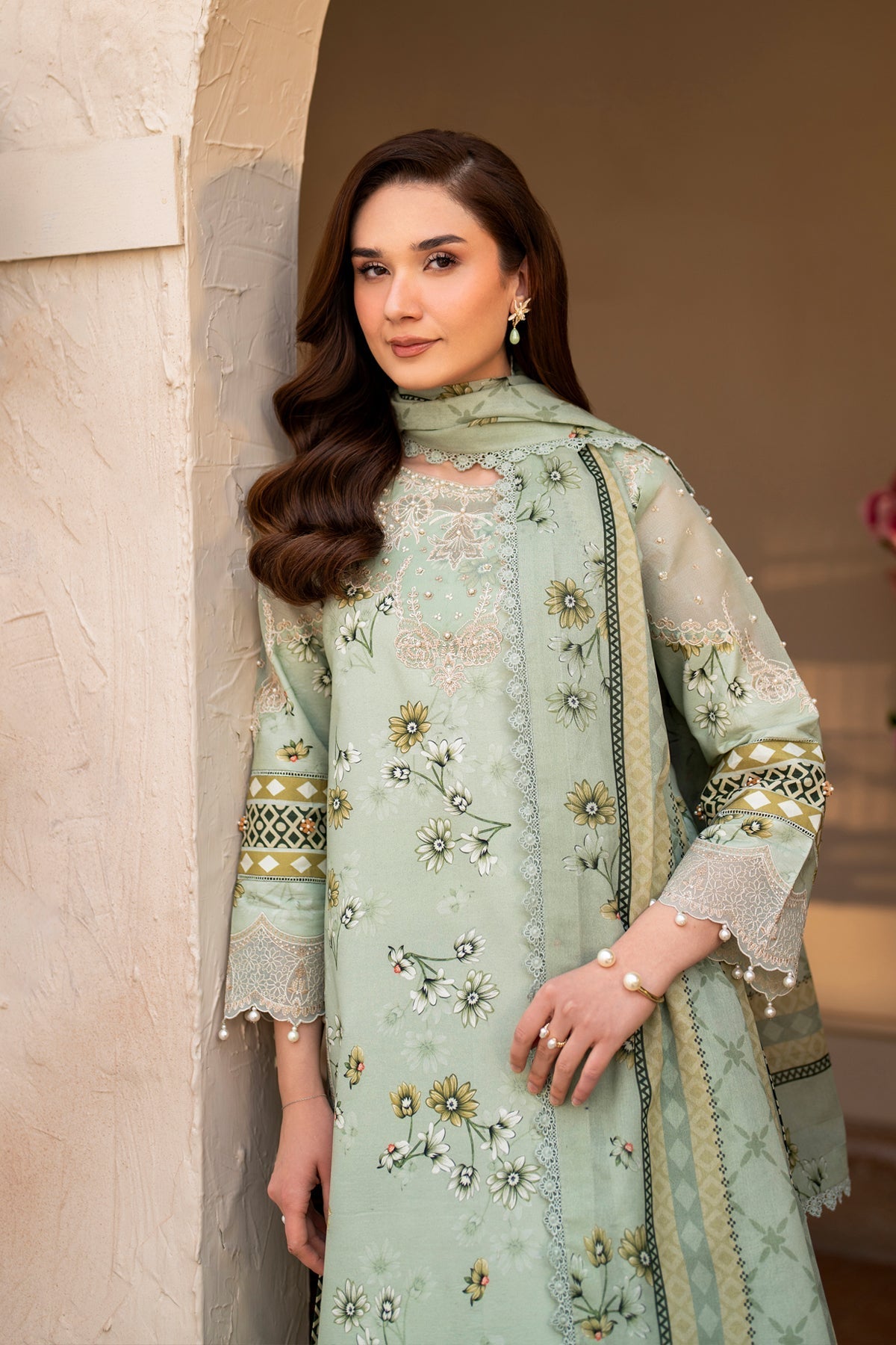 Alizeh | Levana Lawn | Mintel