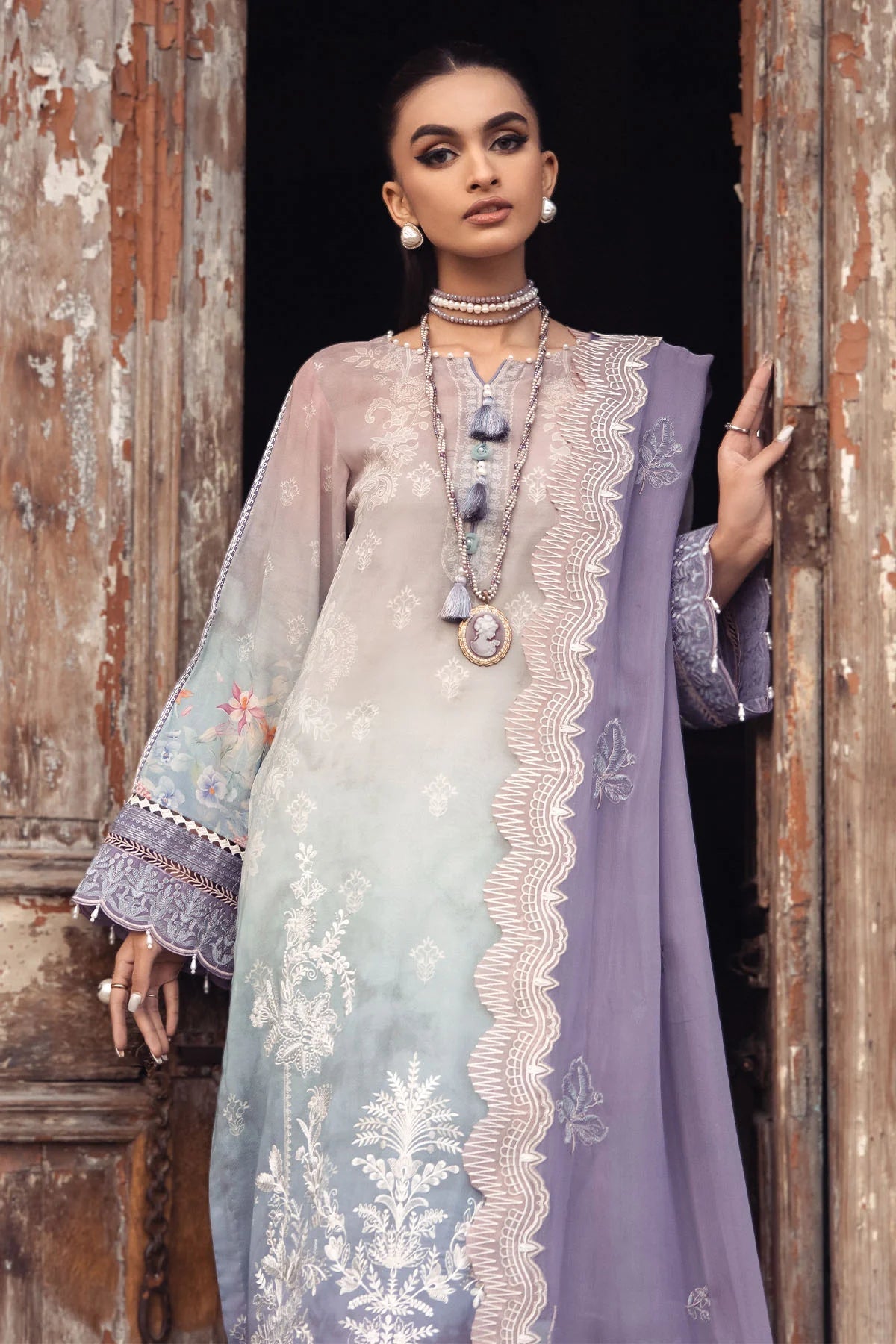 Nureh | Swiss Prints | NS-121