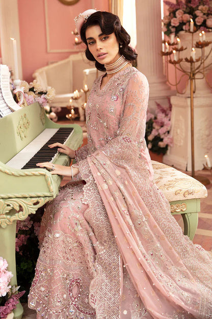 Nureh | The Secret Garden | Caroline