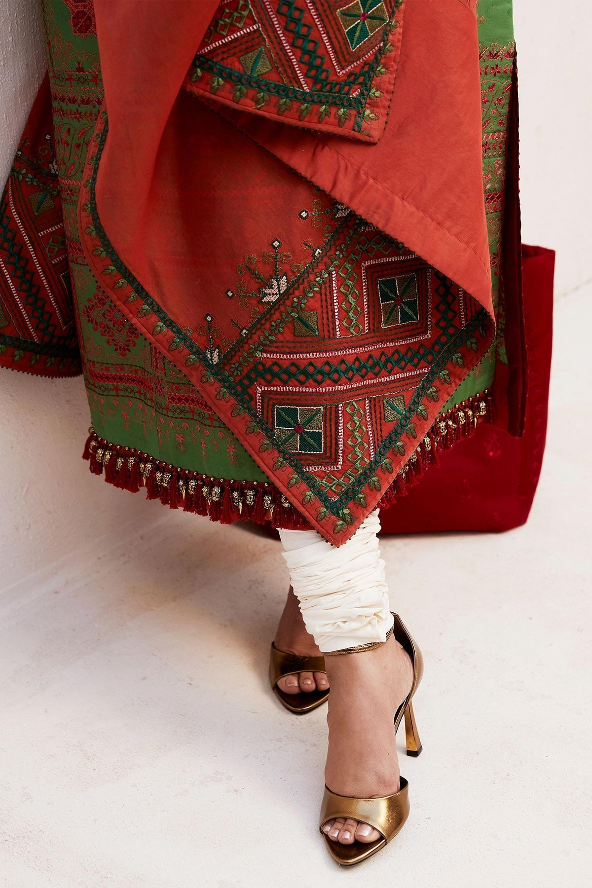 Zara Shahjahan | Luxury Lawn 24 | DIYA-2B