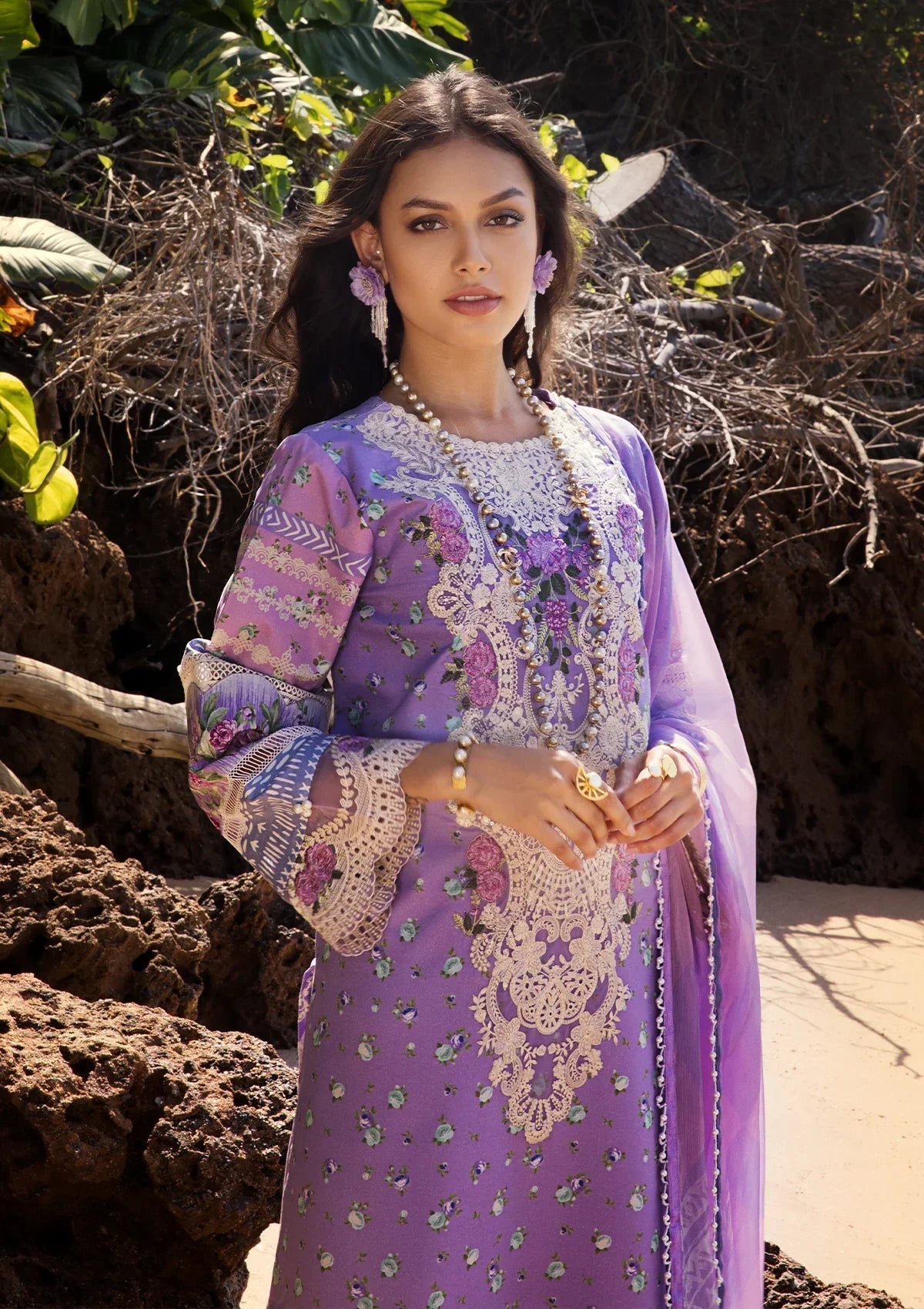 ELAF Signature Embroidered Lawn Unstitched 3Pc Suit ESL-04A MADEMOISELLE