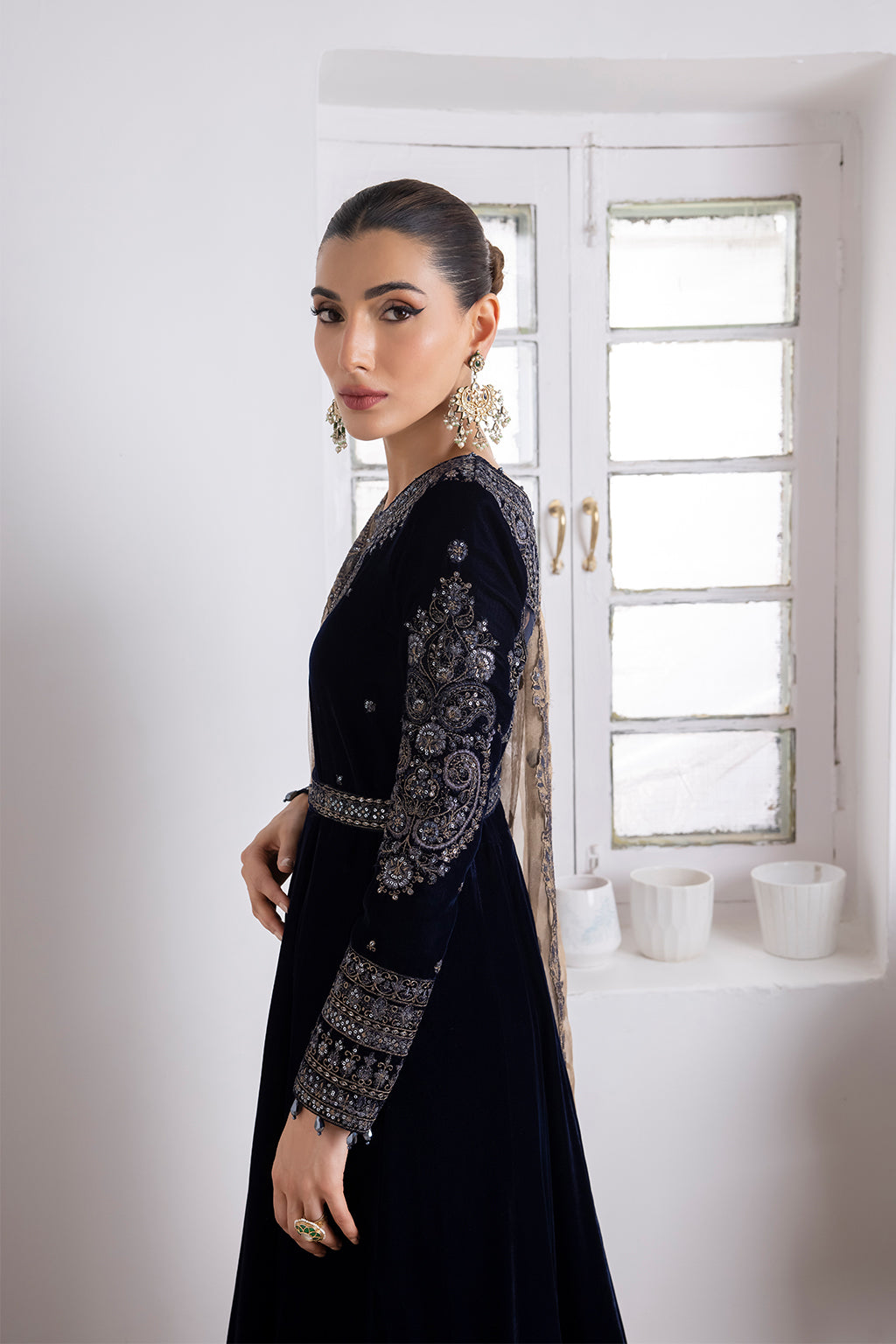IZNIK | IV-36 ELAHEH - Riwayat-e-khas