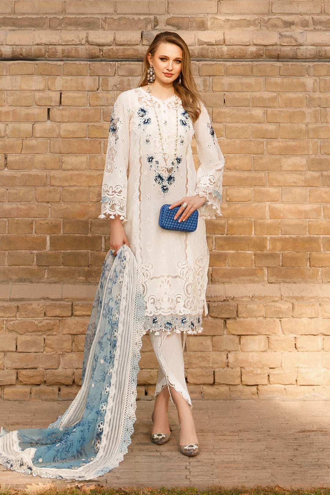 Maria.B Eid Collection Luxury Lawn SS'23 - 15A - TC-335 - Riwayat-e-khas