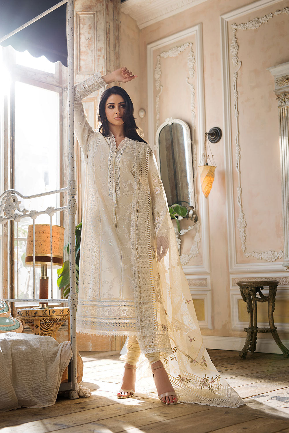 SOBIA NAZIR DESIGN 11A LUXURY LAWN 2023 - Riwayat-e-khas