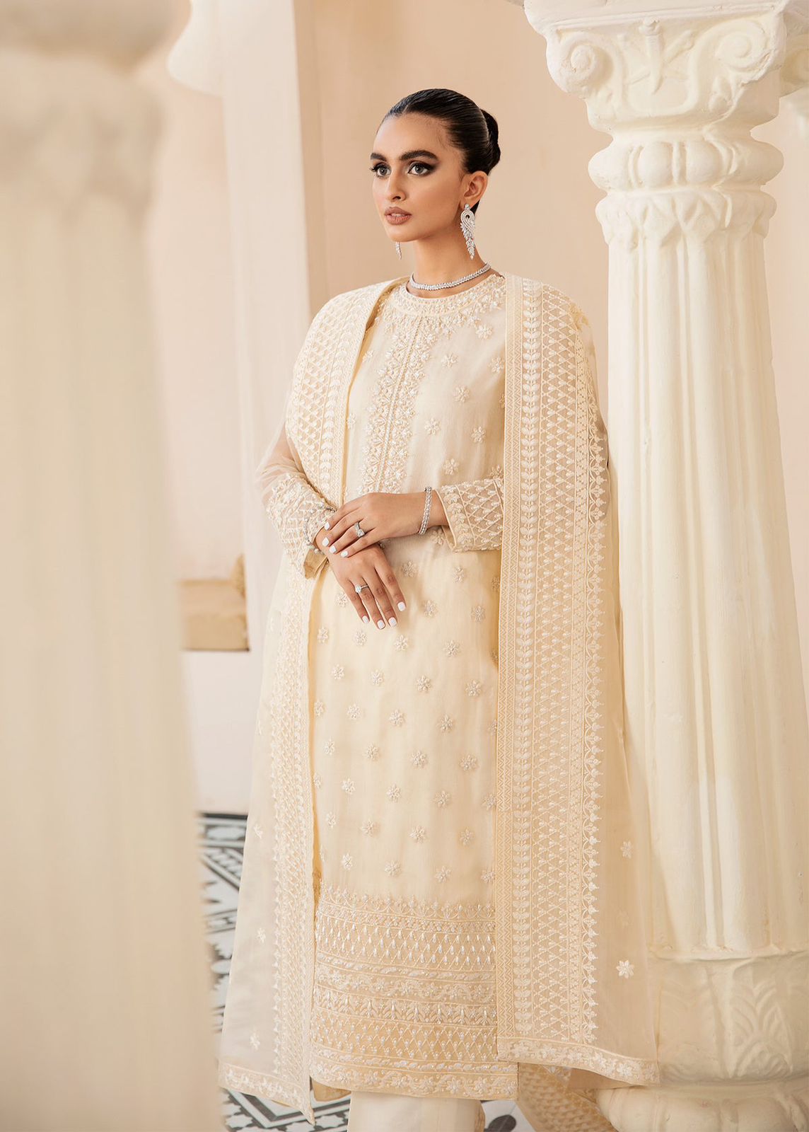 AKBAR ASLAM WHITE ASH U-1446 FORMAL COLLECTION STITCHED - Riwayat-e-khas