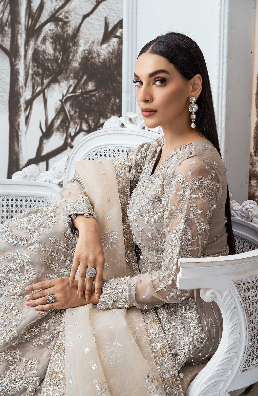 Divinity - Riwayat-e-khas