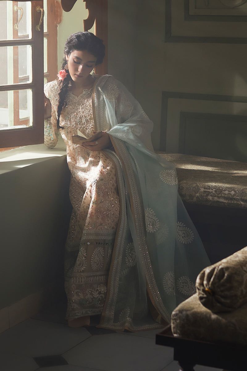 Amira - Riwayat-e-khas